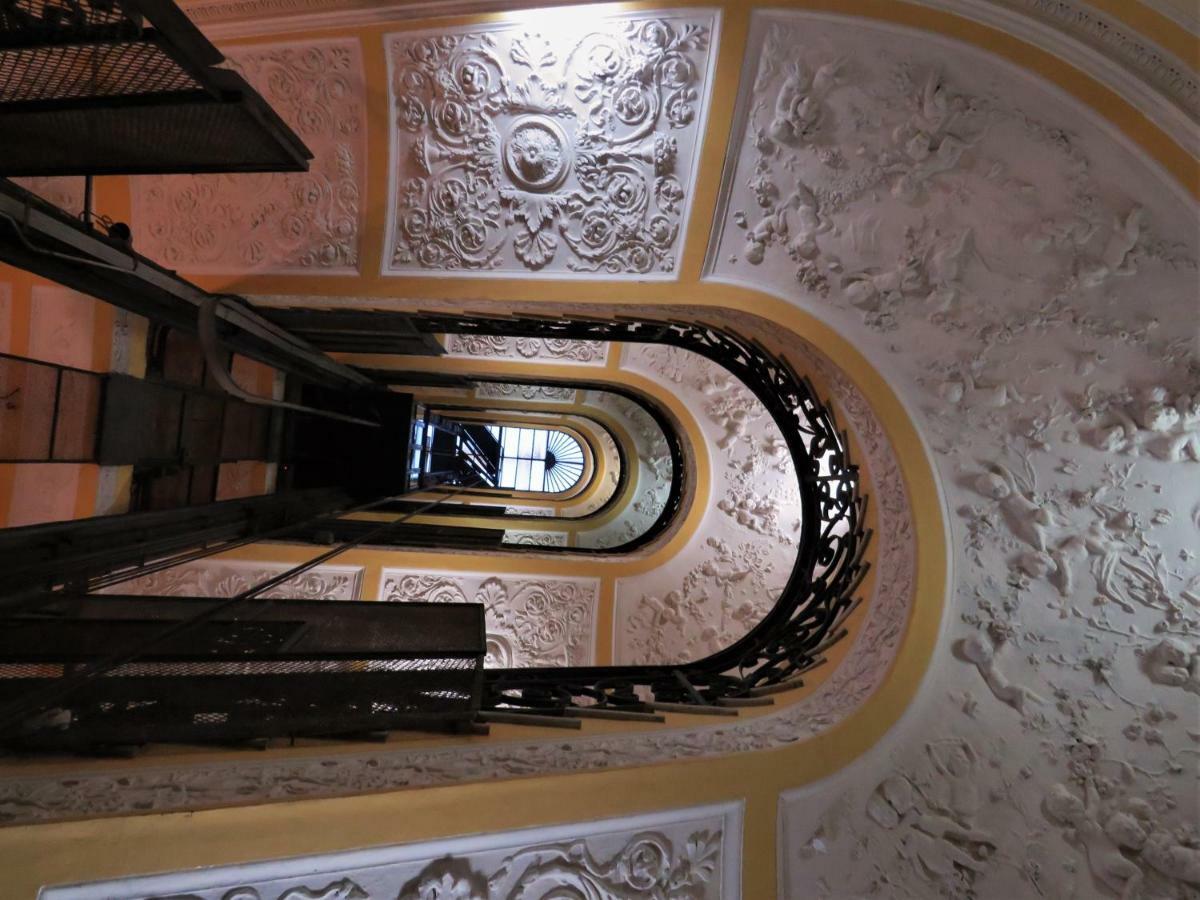 Domus Sibyllina, Galleria Umberto I Napoli Exterior foto