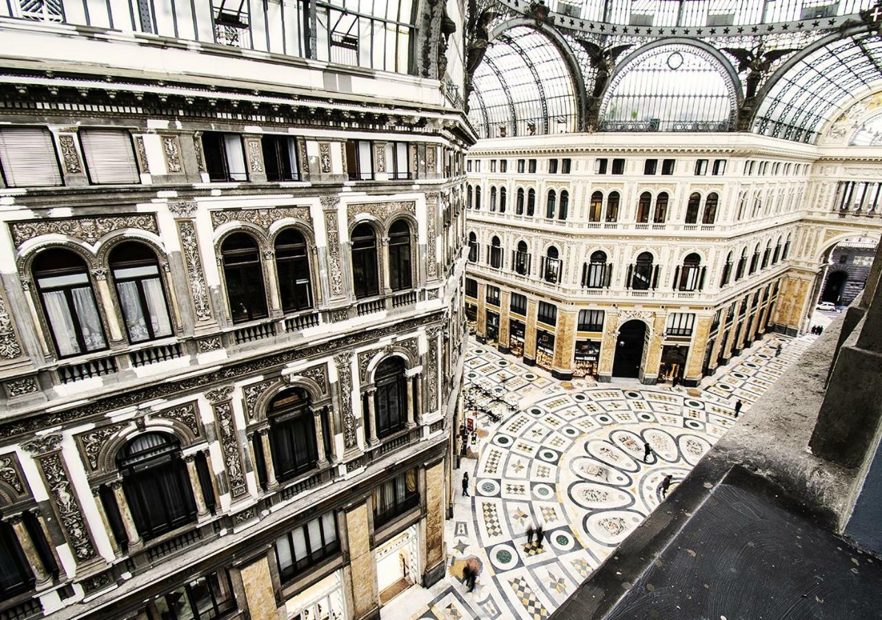 Domus Sibyllina, Galleria Umberto I Napoli Exterior foto